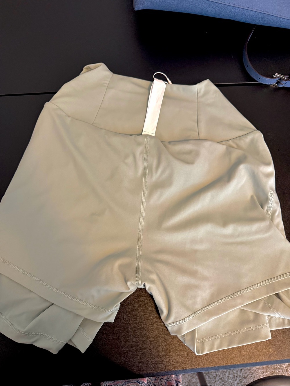 HALARA Light Sage Green Athletic Shorts Size M - Picture 6 of 7